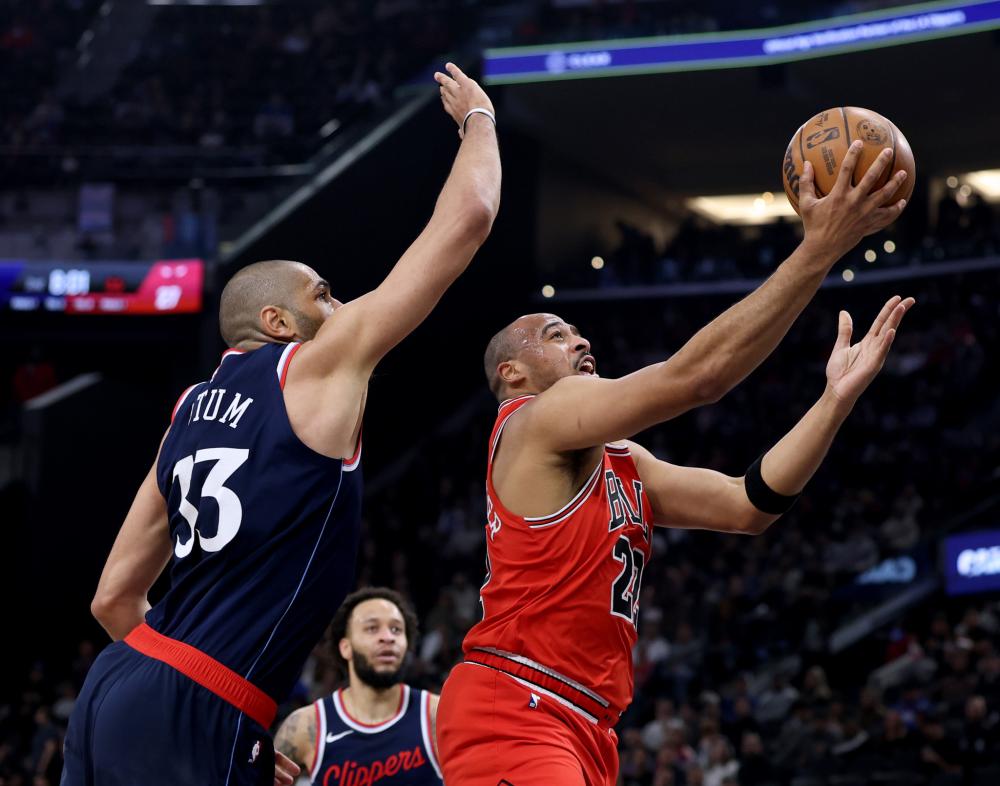 而这一切的 而这一切的